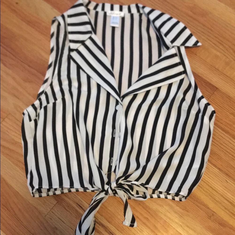 Button up tank
